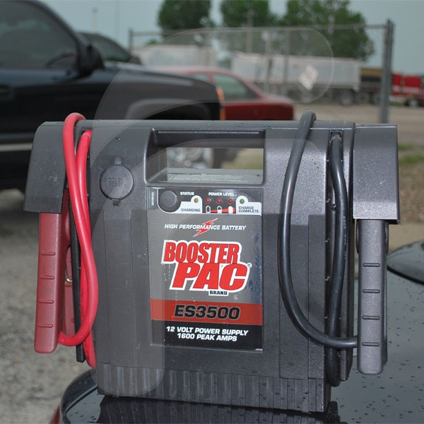 ARRANCADOR CLORE BOOSTER PAC 12V 22 AH